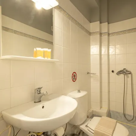 Renovated 3 Bedroom With Acropolis View Apartment Athens