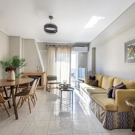 Renovated 3 Bedroom With Acropolis View Апартаменты Афины